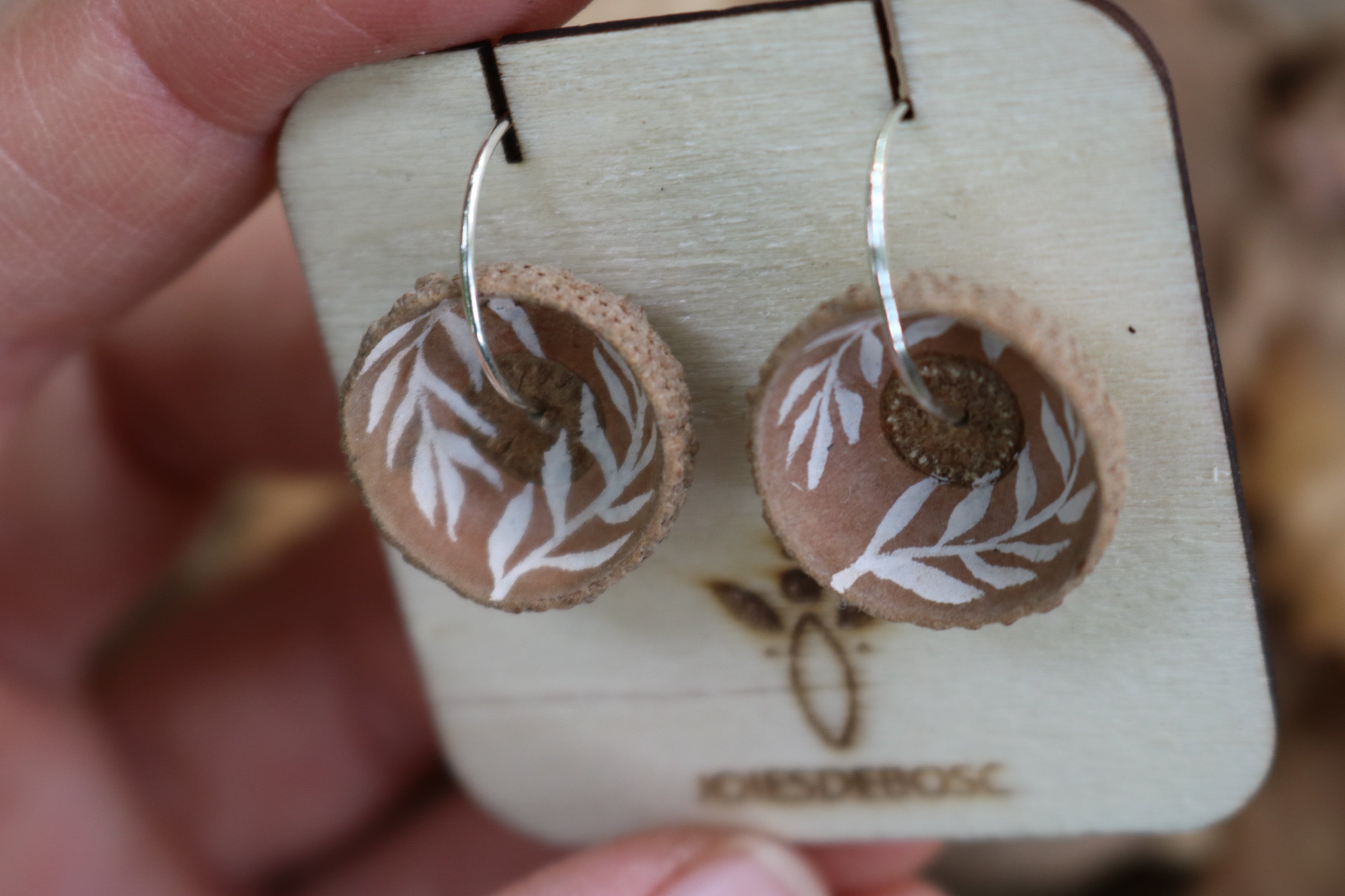 Pendientes de bellota · Éter