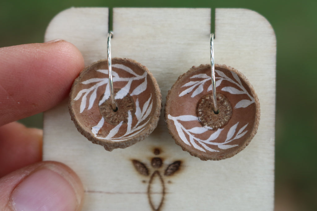 Pendientes de bellota · Éter