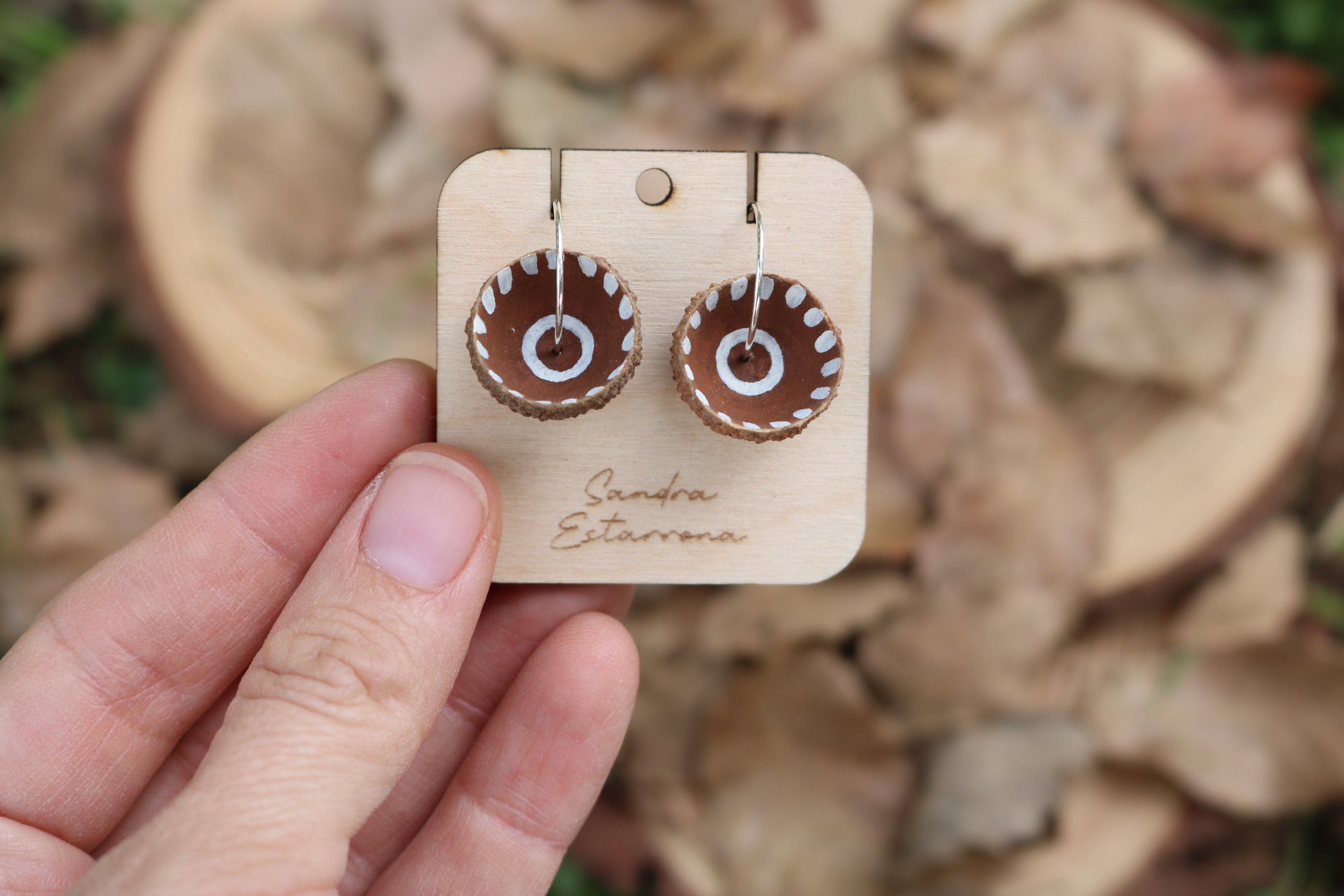 Pendientes de bellota · Fang