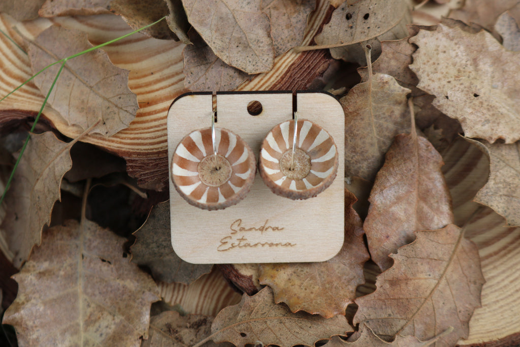 Pendientes de bellota · Llum