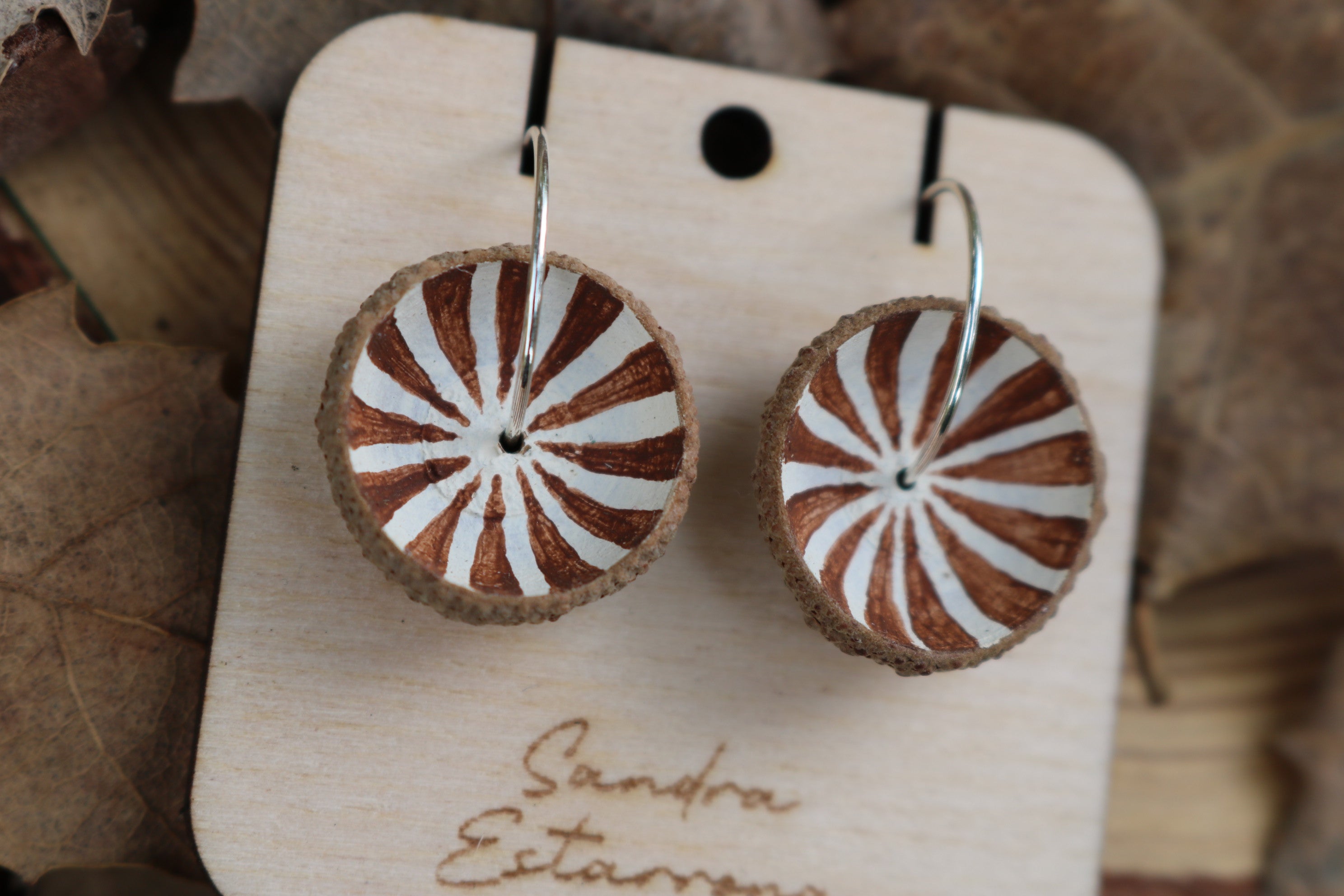 Pendientes de bellota · Iris