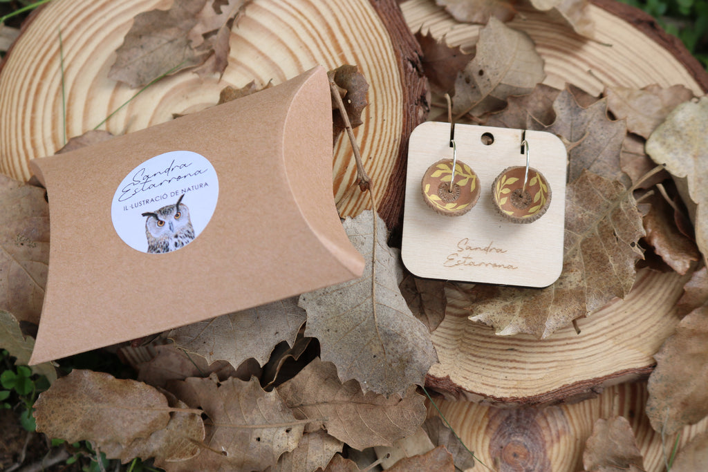 Pendientes de bellota · Éter