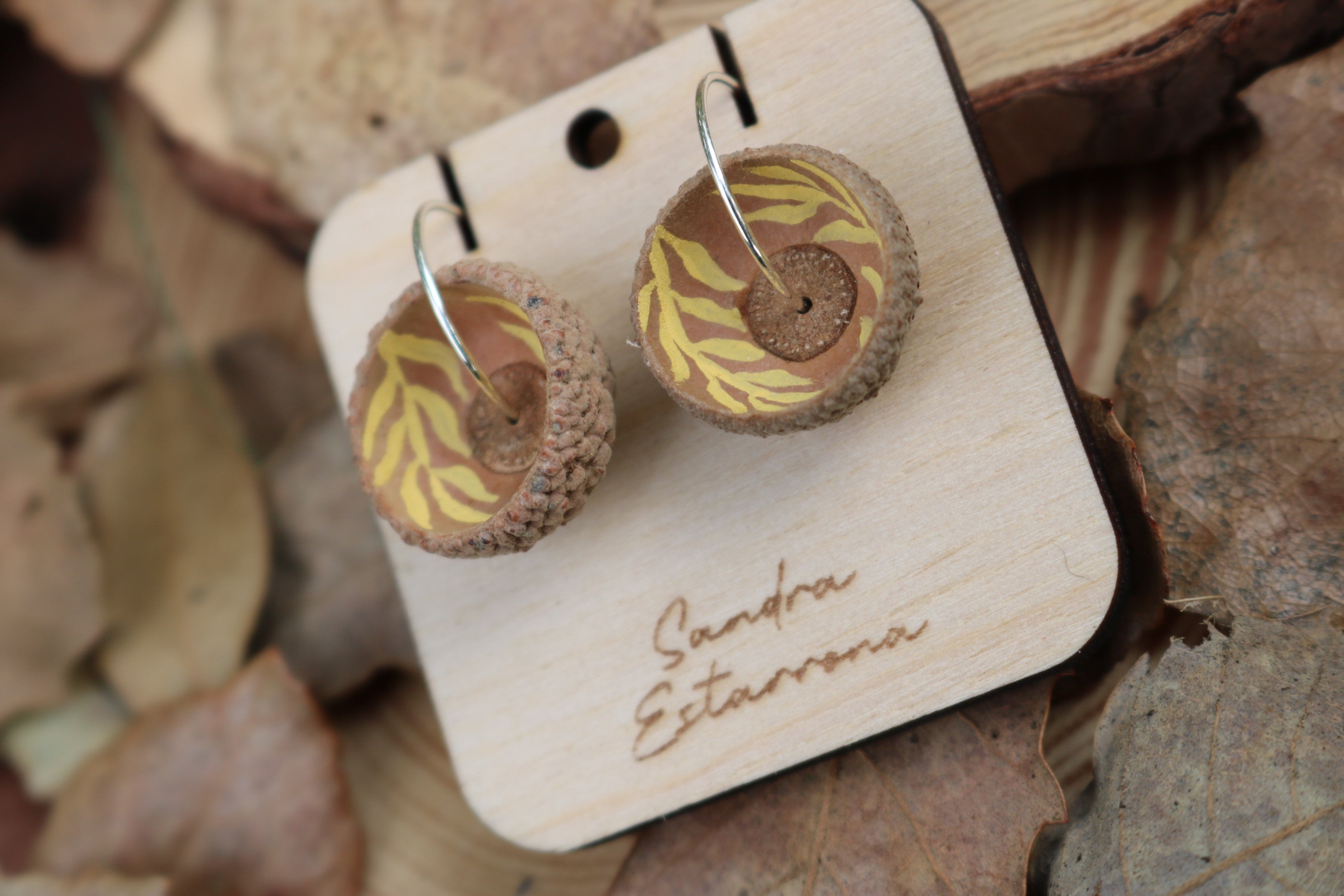 Pendientes de bellota · Éter