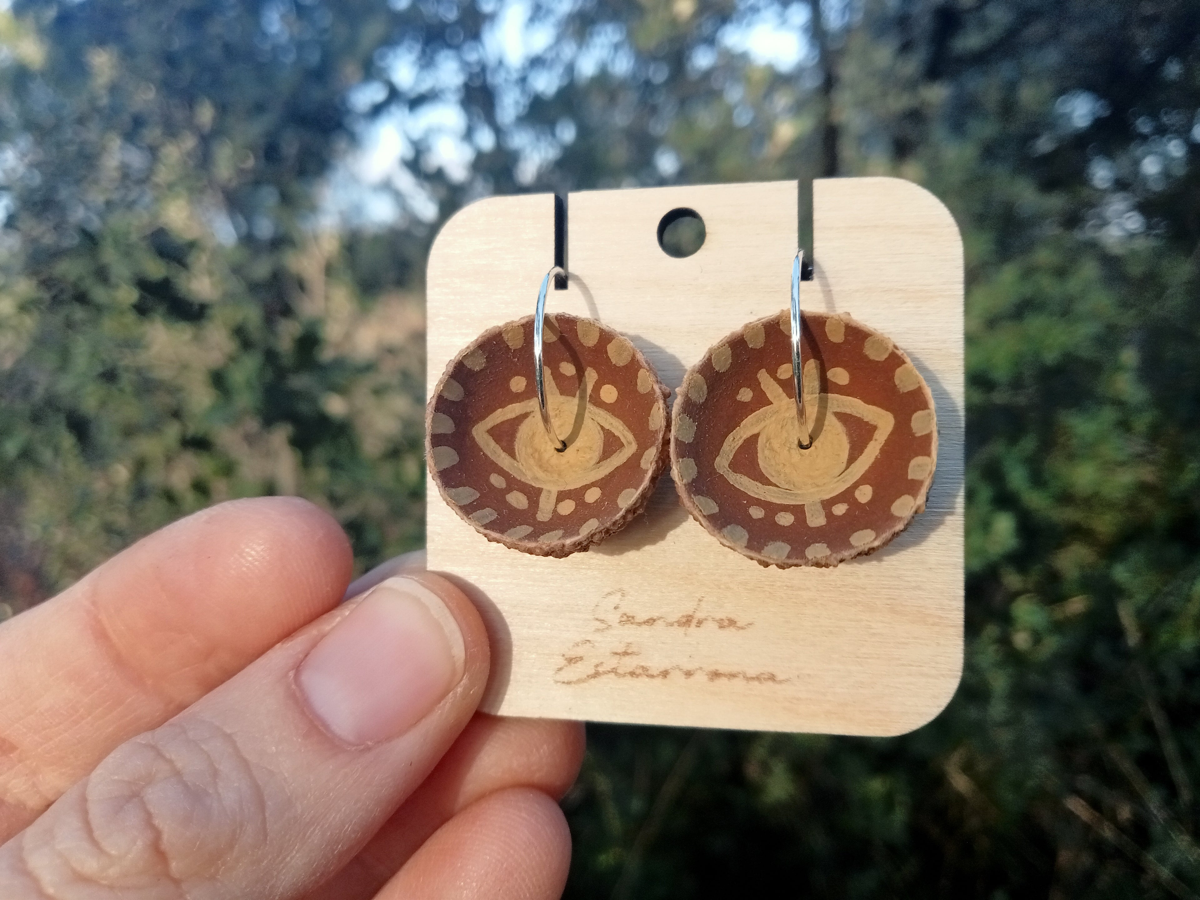 Pendientes de bellota · Tribu